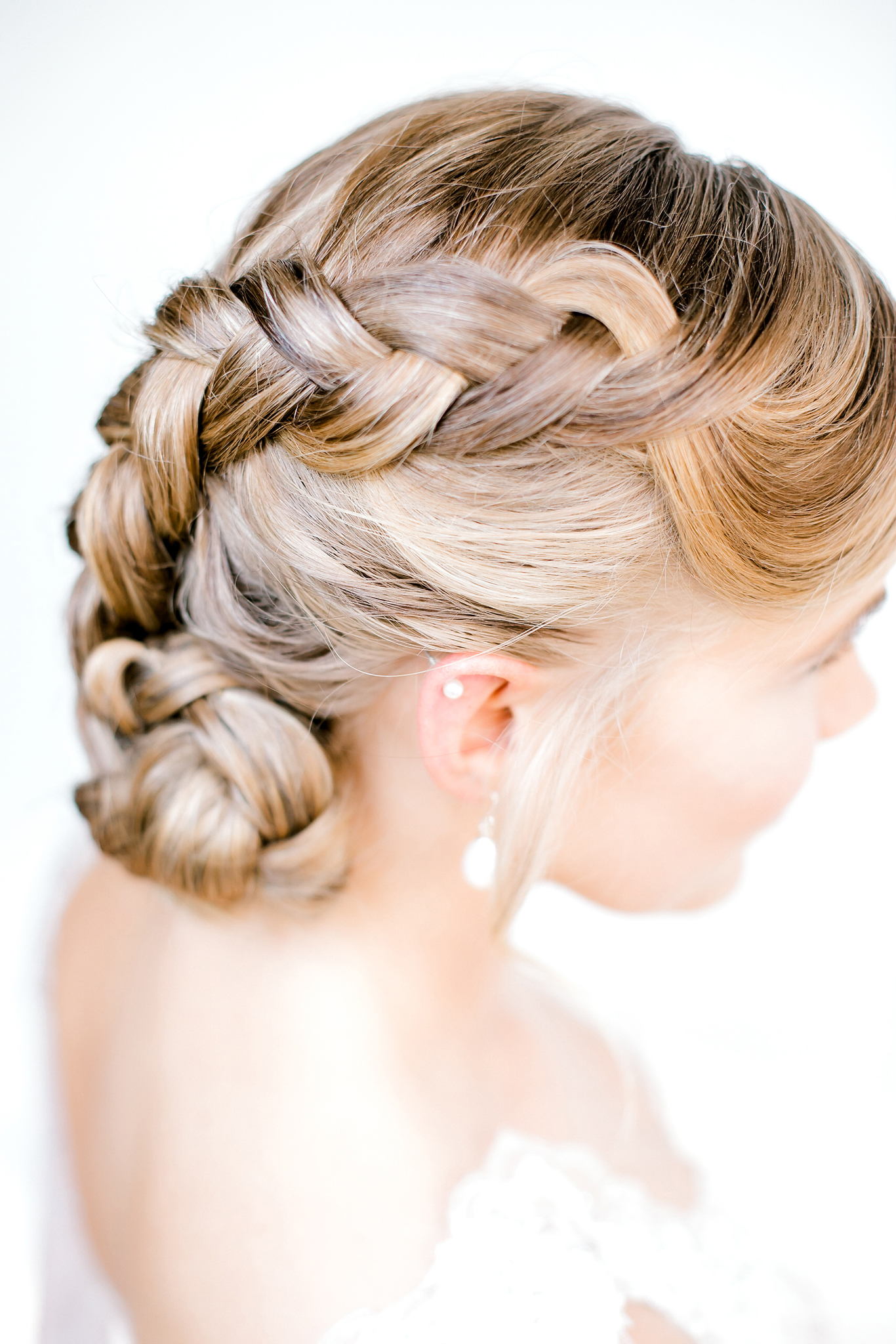 Lynette van Zyl - Bridal Hair and Makeup, hair & makeup in Gauteng