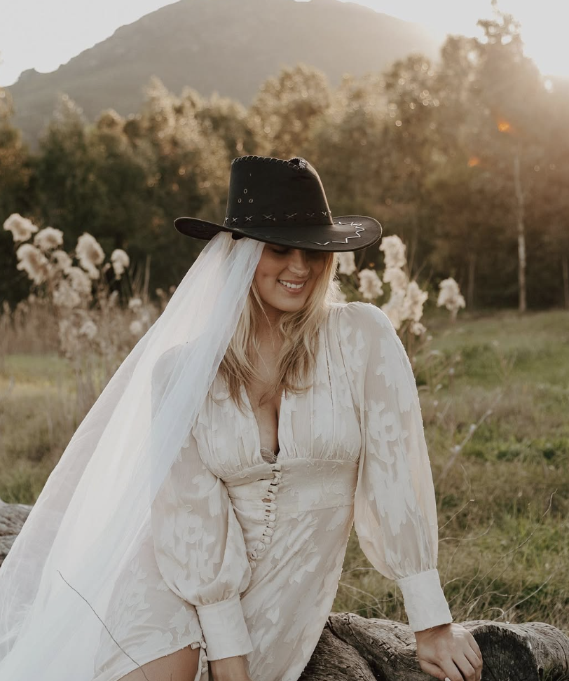 Weddings & Events by Courtney Cousins, wedding planner in Bayford Place — photo 3